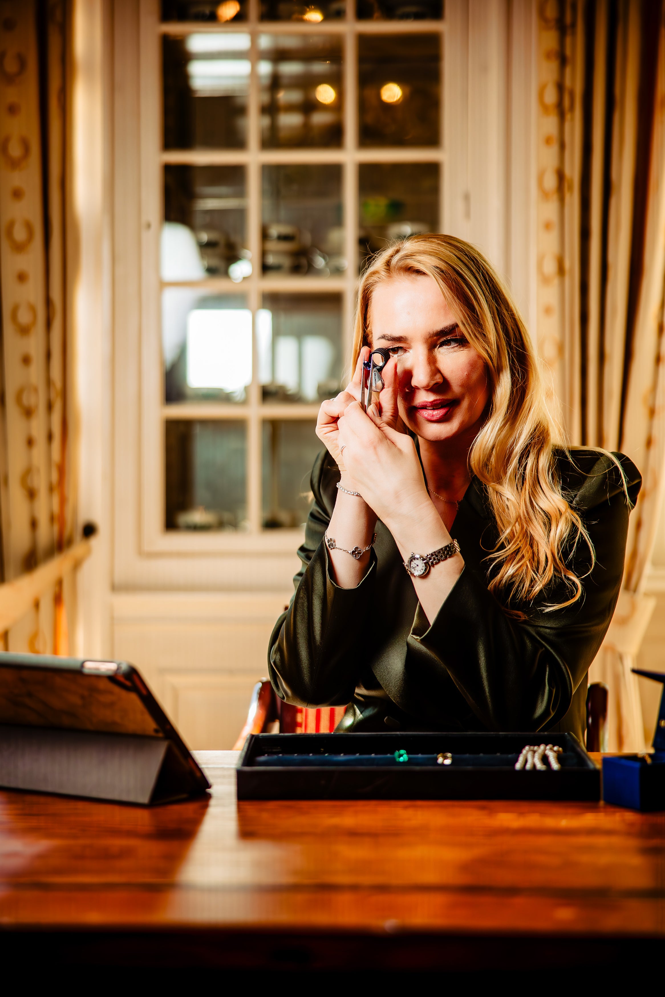 Over Alice – Alice Sunderland